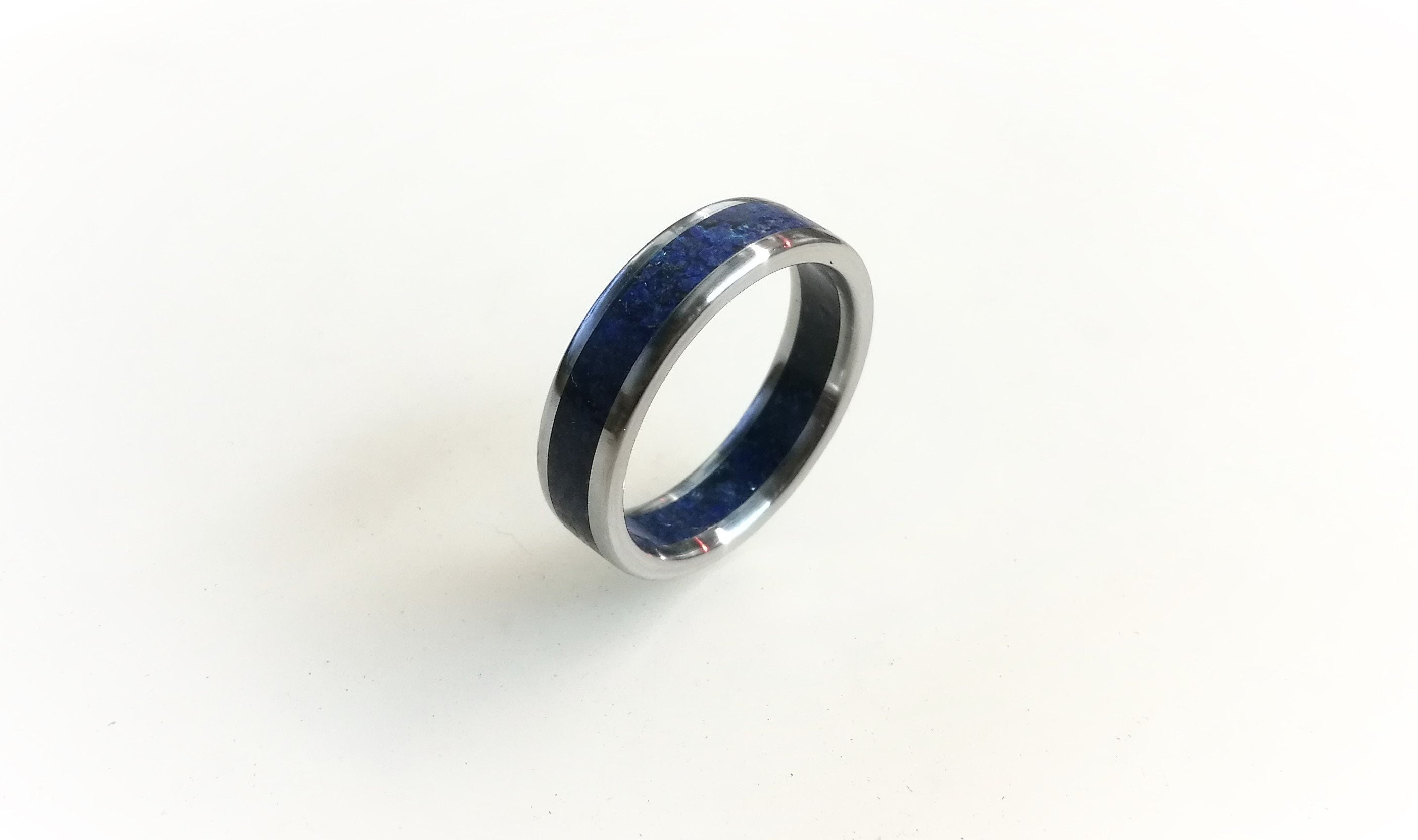 Titanium Ring with Lapis Lazuli Inlay: 6mm Band